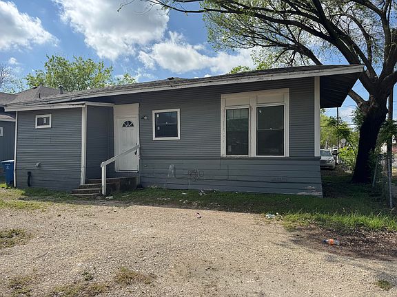 2nd image of 255 Linares St #1