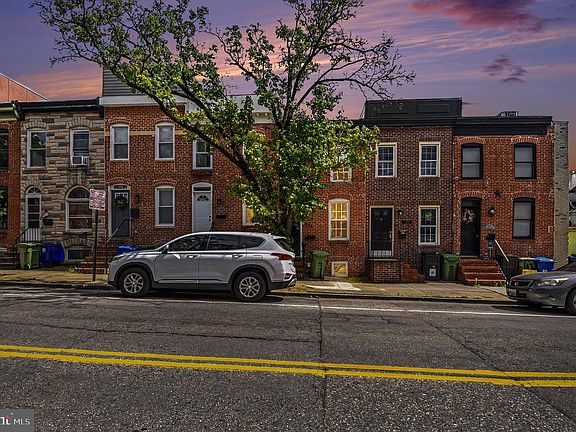 2nd image of 111 E Fort Ave