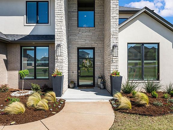 3rd image of 21682 N Sawtooth Cir