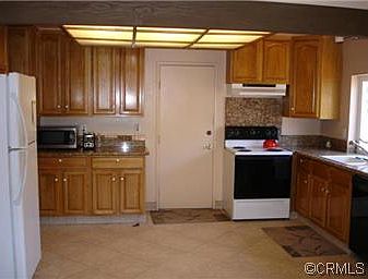5th image of 235 Armstrong Dr