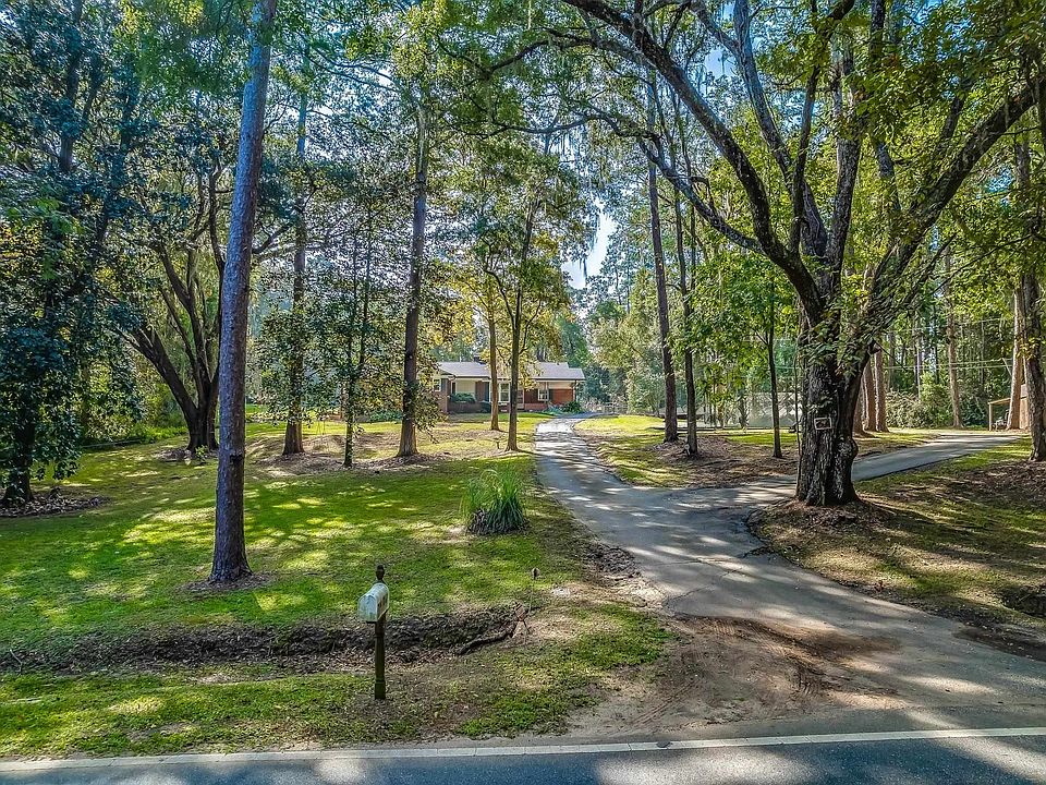 1st image of 3369 Lakeshore Dr