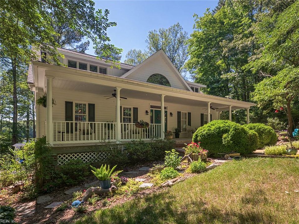 1st image of 11688 River Crest Dr