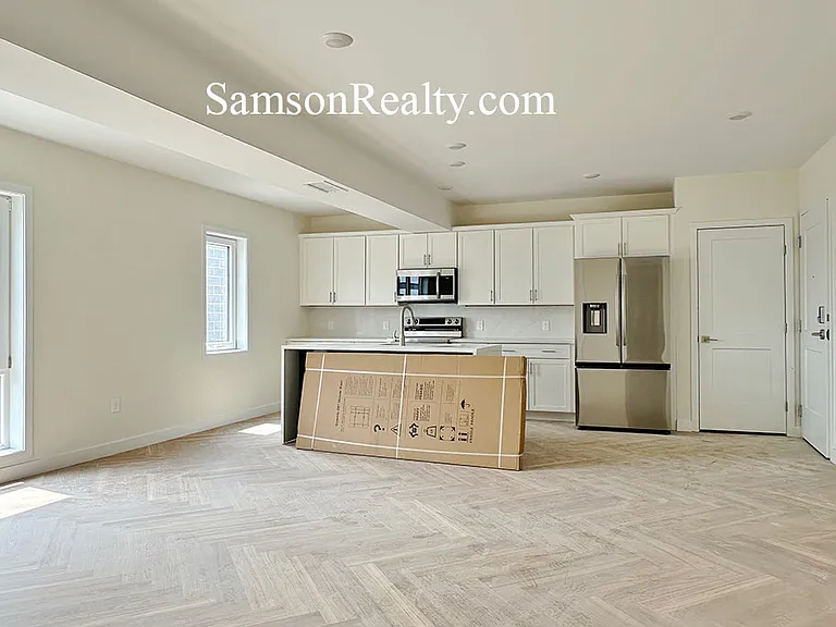155 Gano St #402 — Photo 9