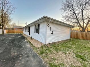 314 E Webster St APT B, Springfield, MO 65802
