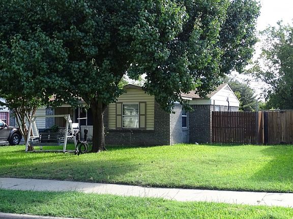 2nd image of 4406 Sherwood Dr