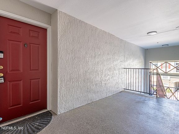 2nd image of 3591 Kernan Blvd #226