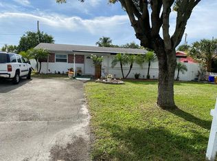 2862 Apalachee Rd, Palm Springs, FL 33406