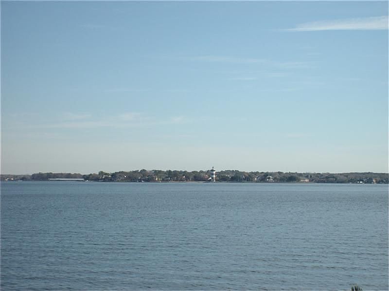 2nd image of 11 Brookhaven Point
