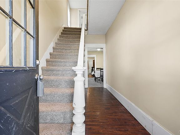 4th image of 12 Mattie St