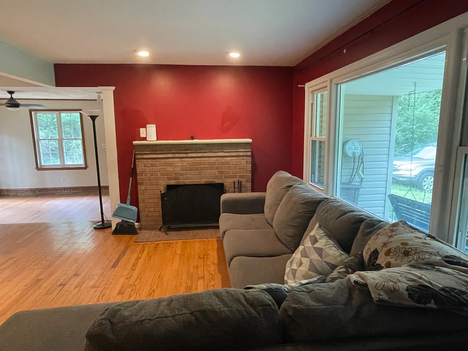 3 bed, 2200 sqft, $2,250 — Photo 4