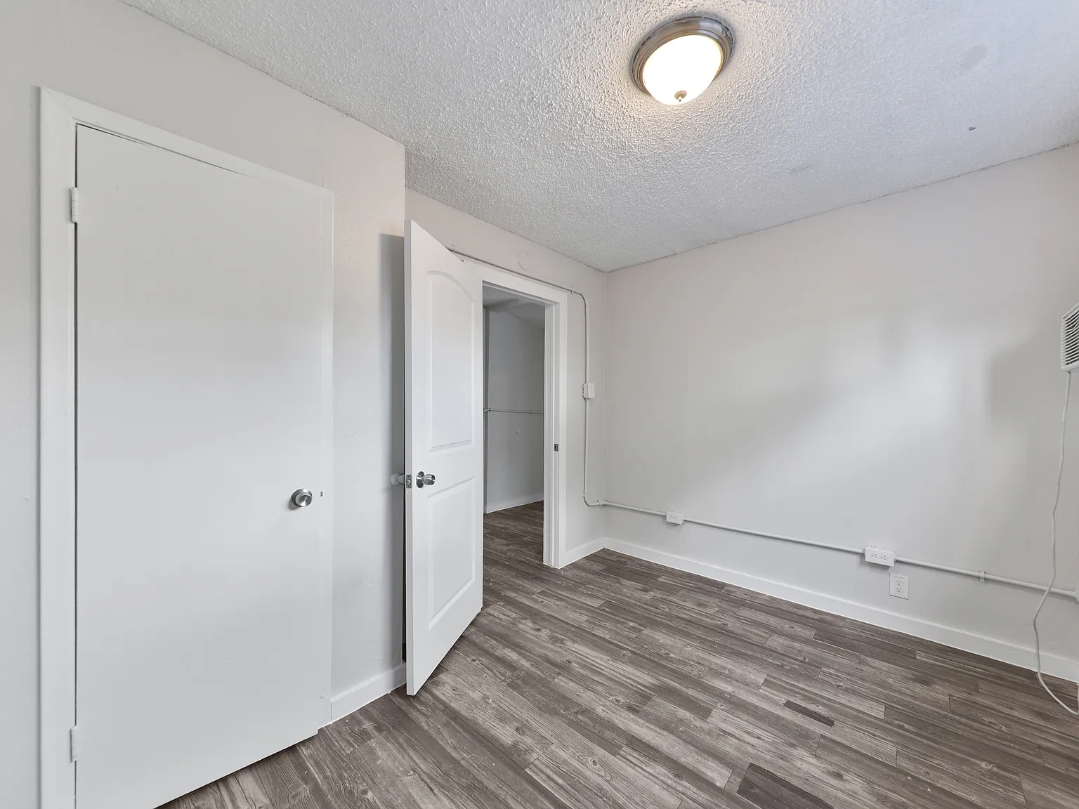 2 bed, 600 sqft, $1,200 — Photo 4