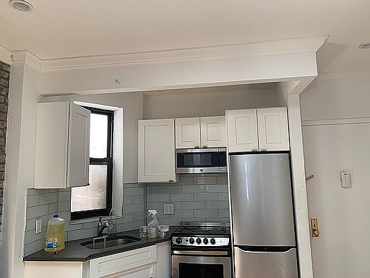 4th image of 101 Mac Dougal St #2C