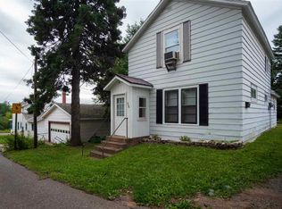310 Excelsior St, Ishpeming, MI 49849