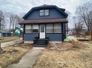 340 Sigsbee St, Rockford, MI 49341