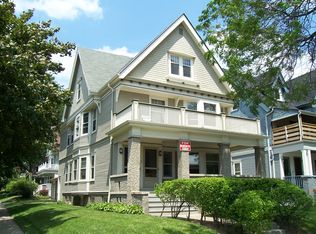 1902 E Newberry Blvd #1902, Milwaukee, WI 53211