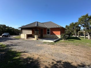 486 W Overlook Dr, Canyon Lake, TX 78133