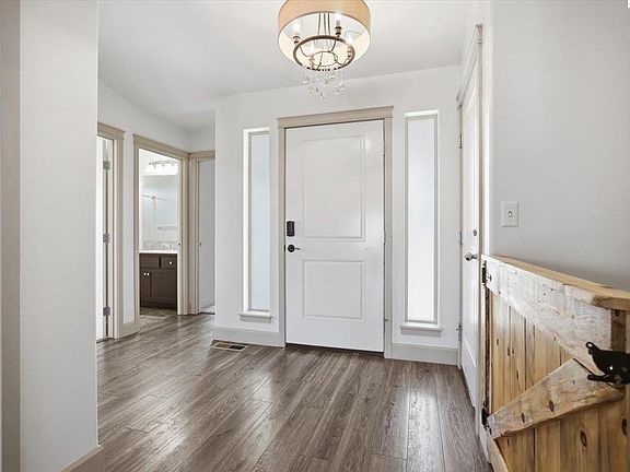 4th image of 3193 S Edison Ct
