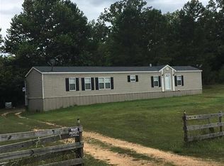 725 Massey Ln, Savannah, TN 38372