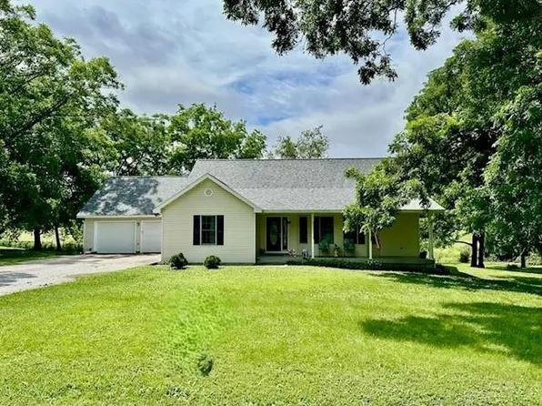 13830 E Musket Rd, Nevada, MO 64772