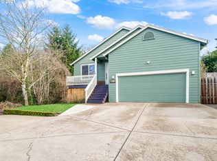 8810 SE Rockvorst St, Portland, OR 97222
