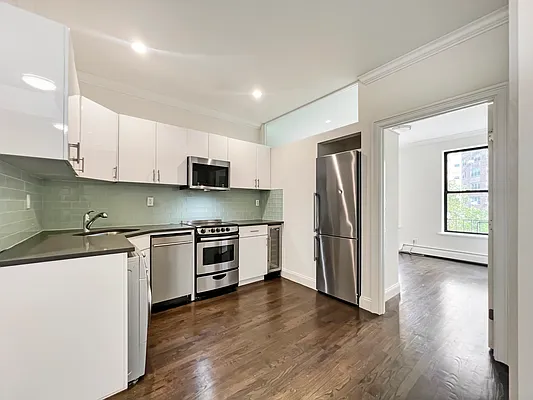 Rented by Dallien Realty Limited Liability Company | media 15