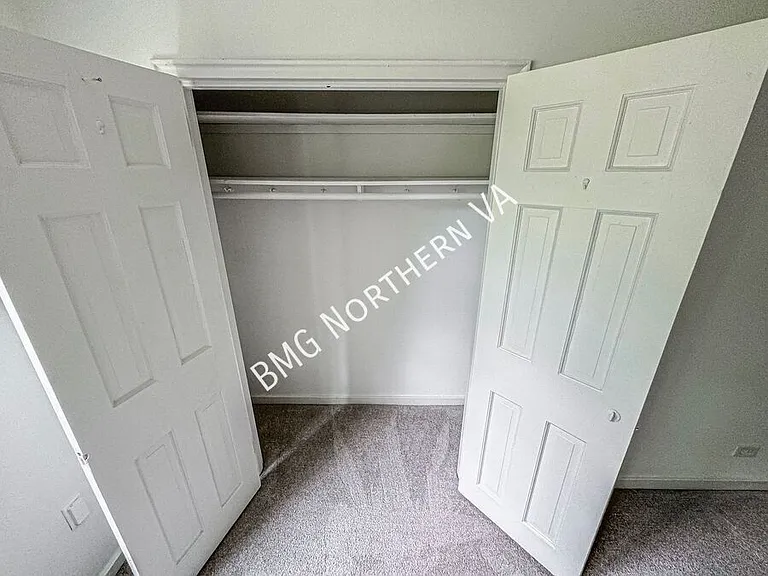 214 N George Mason Dr #1 — Photo 12