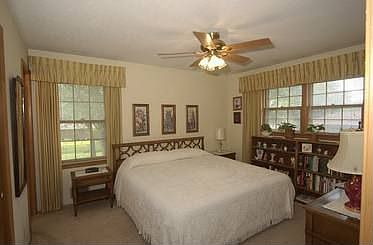 5th image of 3621 S Randall Dr