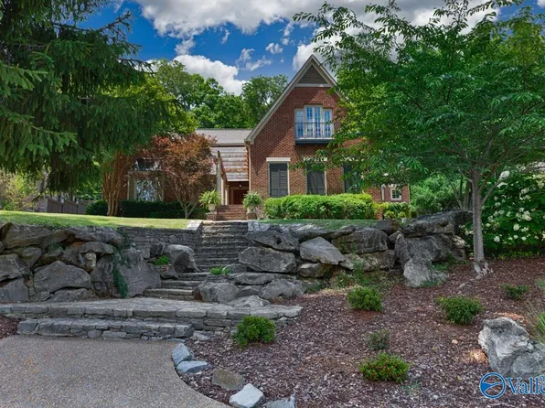 2302 Woodcliff Rd SE, Huntsville, AL 35801