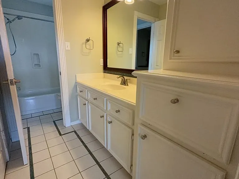 16410 Emilia Ct — Photo 4