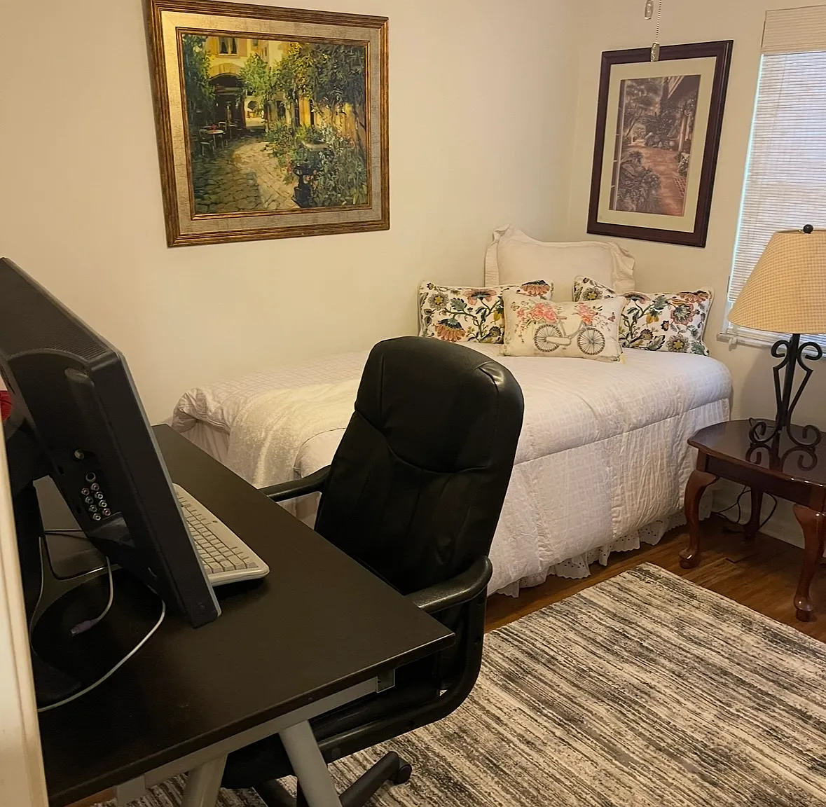 4 bed, 1955 sqft, $1,300 — Photo 1