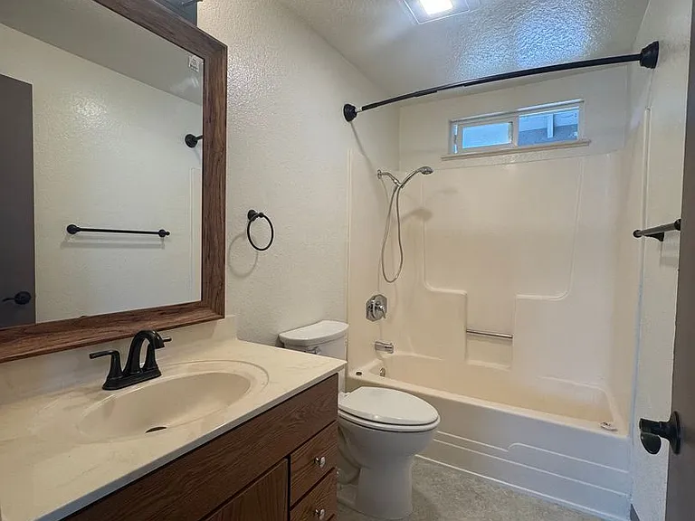 2729 California St #1-3 — Photo 11
