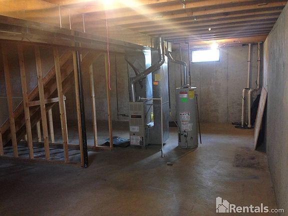 5th image of 7915 Kenhurst Dr