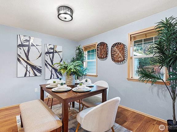 5th image of 807 21st Street NW