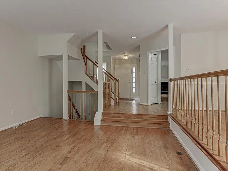 20324 Butterwick Way — Photo 12