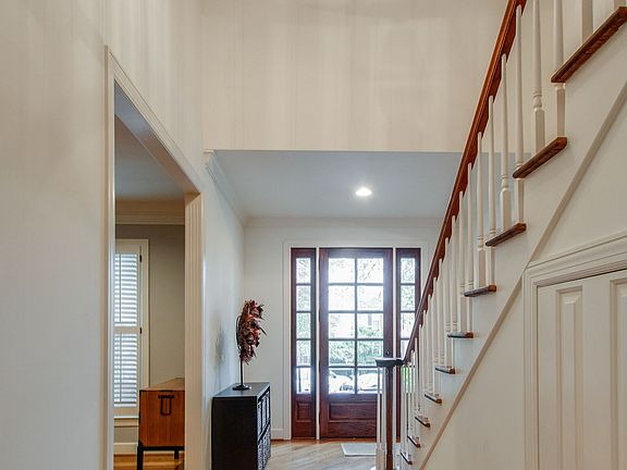 2nd image of 217 Kensington Park