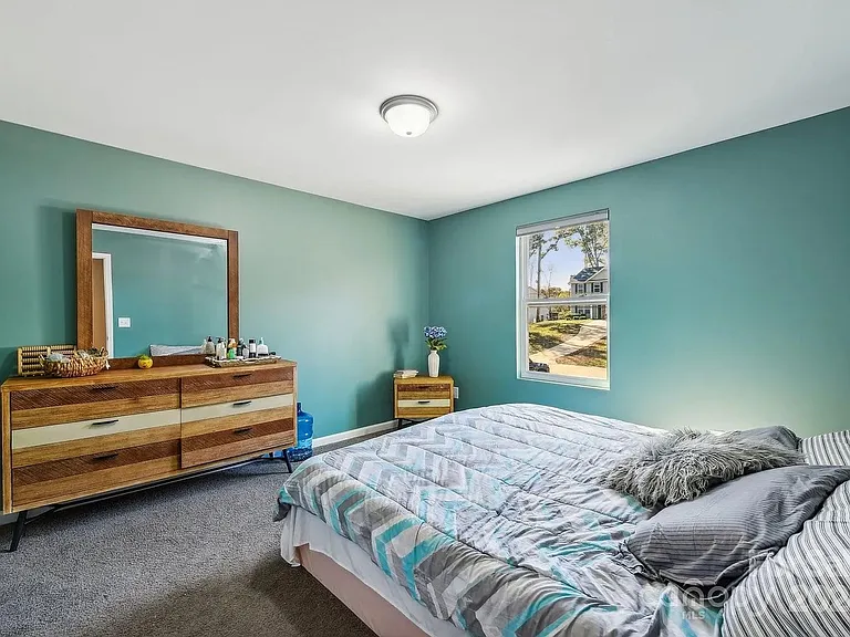 7608 Denbur Dr — Photo 5
