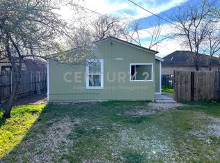 5205 Calloway St APT B, Fort Worth, TX 76114