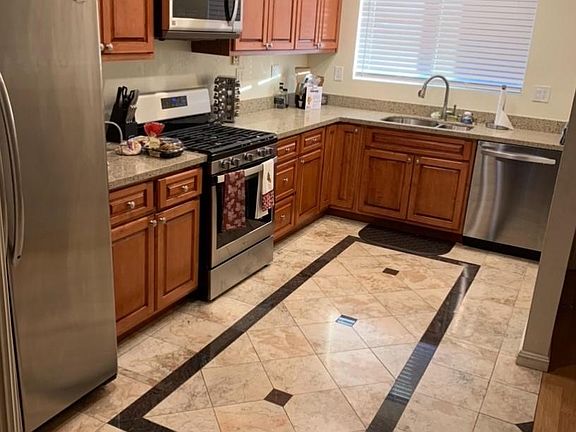 3rd image of 4755 Eagle Lake Dr
