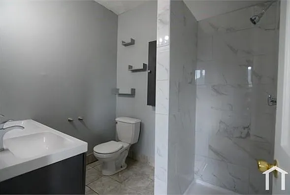 4 Burton Ave #3 — Photo 7