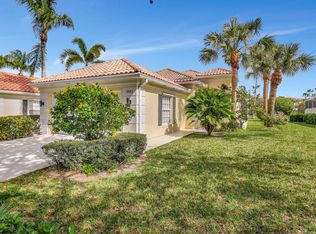 2027 Valencia Dr, Delray Beach, FL 33445