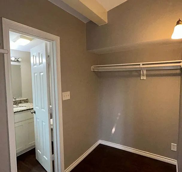 2816 Gordon Ave — Photo 20