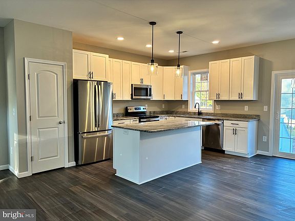 5th image of 32298 Hidden Acre Dr