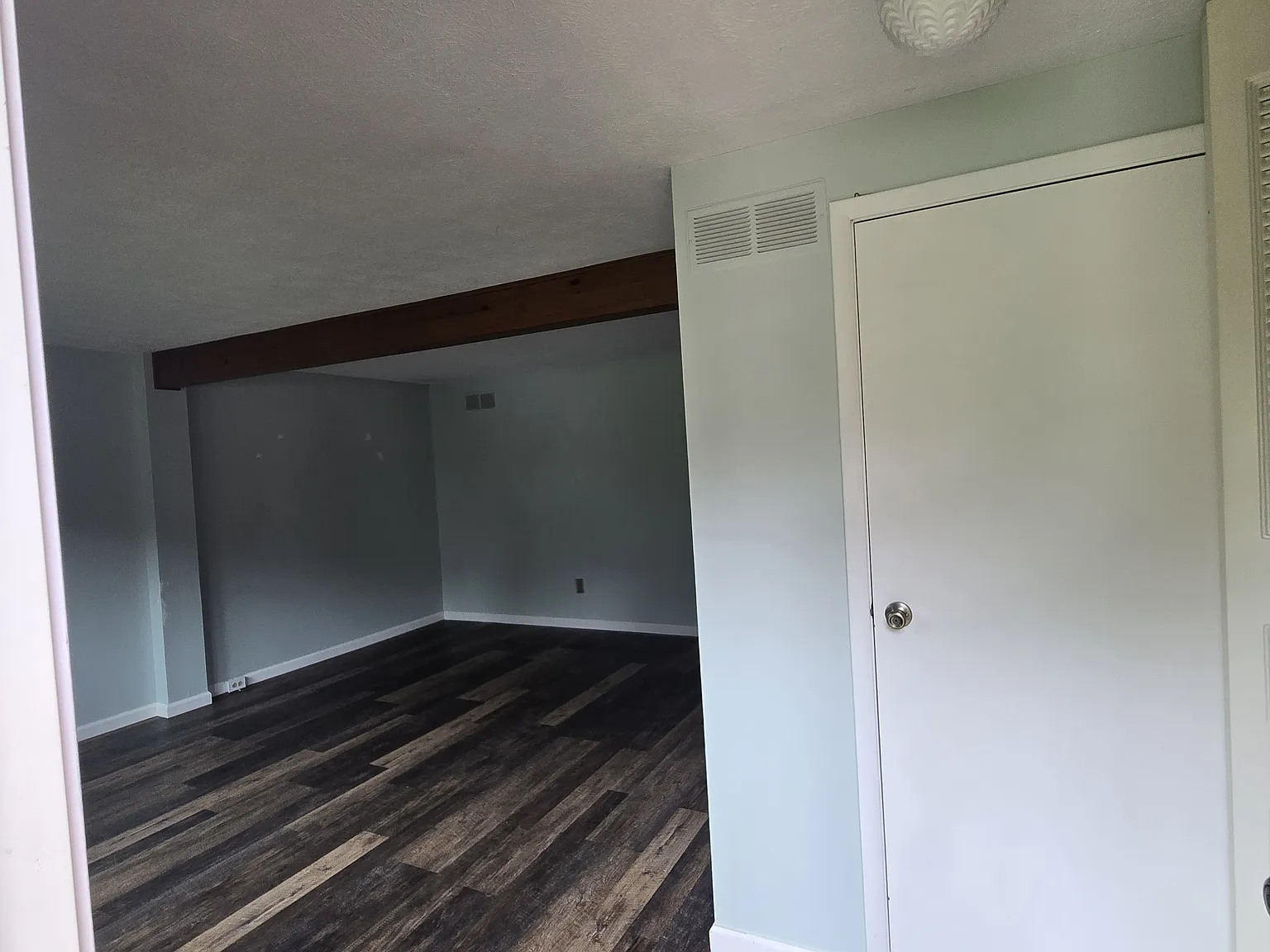 2041 Clearfork Rd — Photo 4