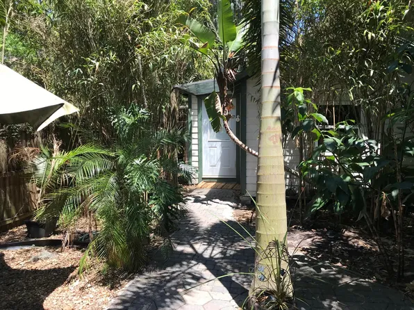 1700 E Crystal Lake Ave, Orlando, FL 32806