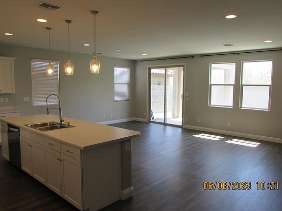 5th image of 18311 N Russell Dr