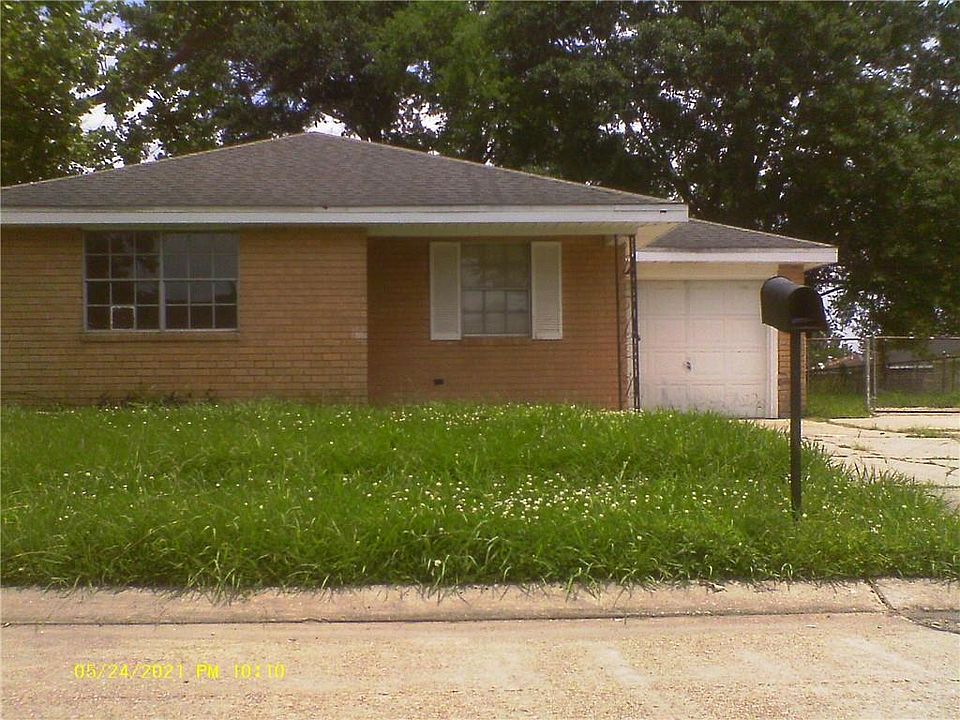 1st image of 137 Four O Clock Ln