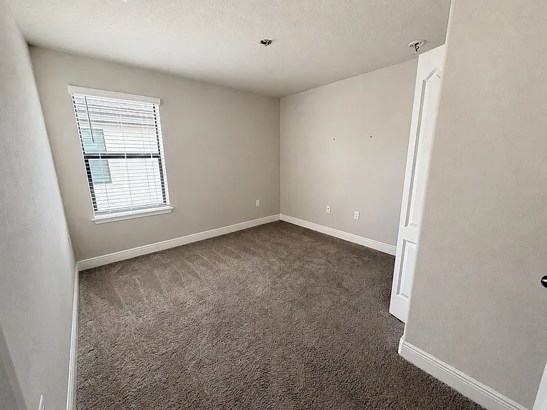 170 Mitchells Mnr — Photo 17
