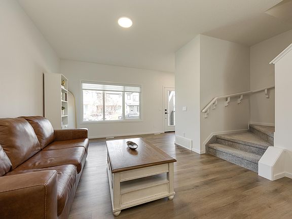 5th image of 2804 193rd St NW