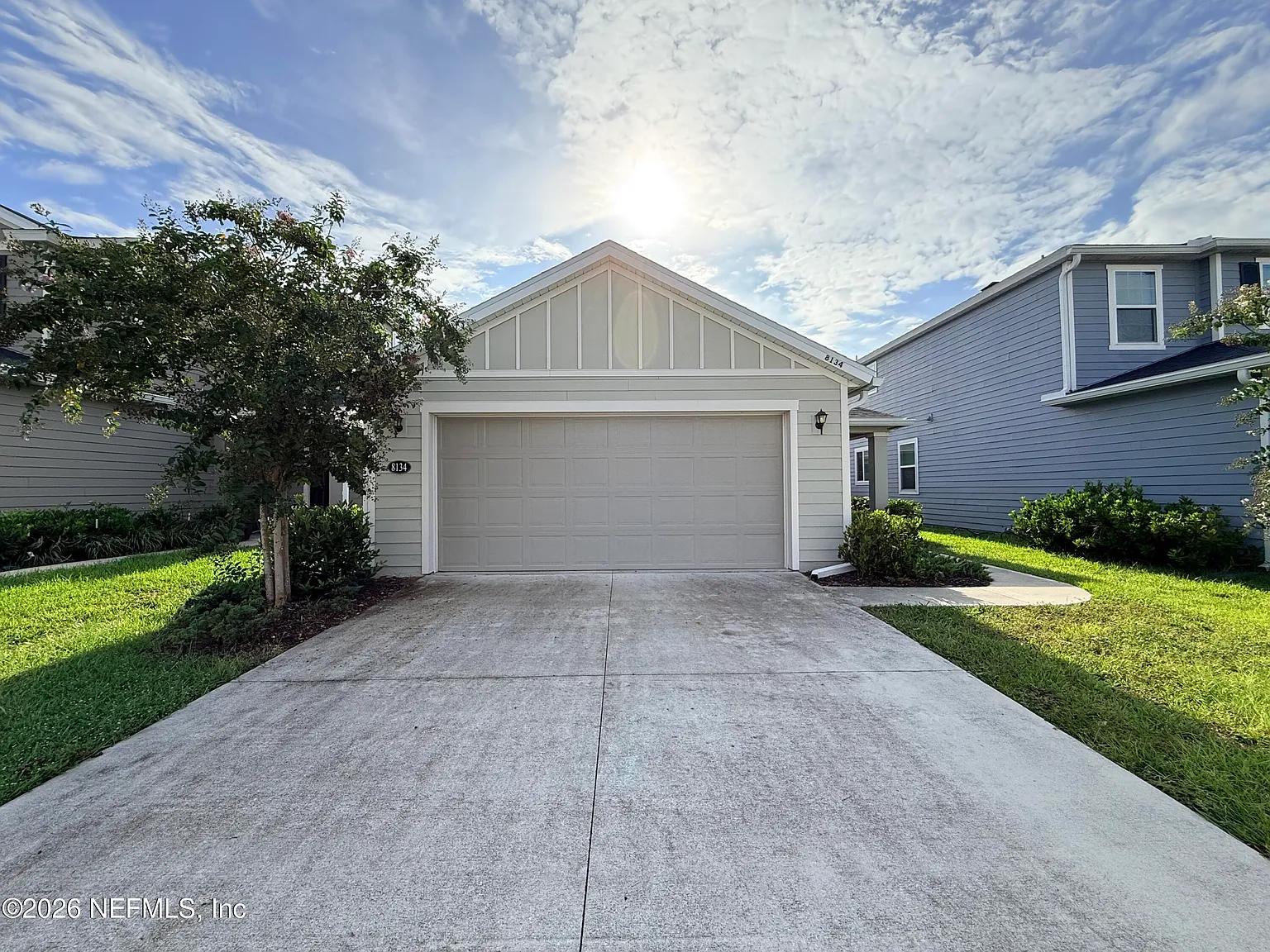 3 bed, 2.0 bath, 1648 sqft, $2,000 — Photo 2