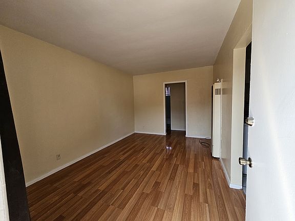 2nd image of 529 1/2 W 120th St #1/2